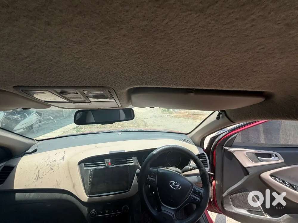 Hyundai I20 2014 Diesel 160000 Km Driven Well Maintained Top End
