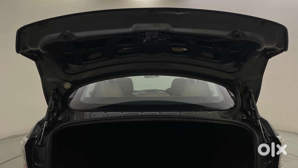 Tata Tigor Xza Plus, 2022, Petrol