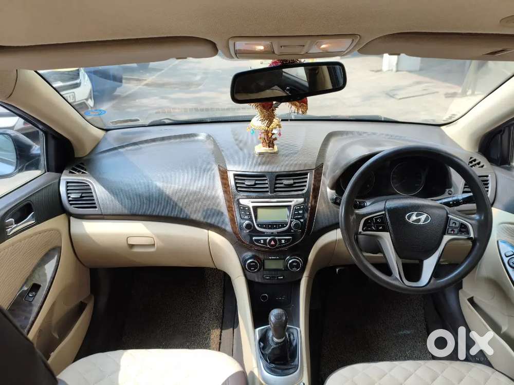 Hyundai Fluidic Verna