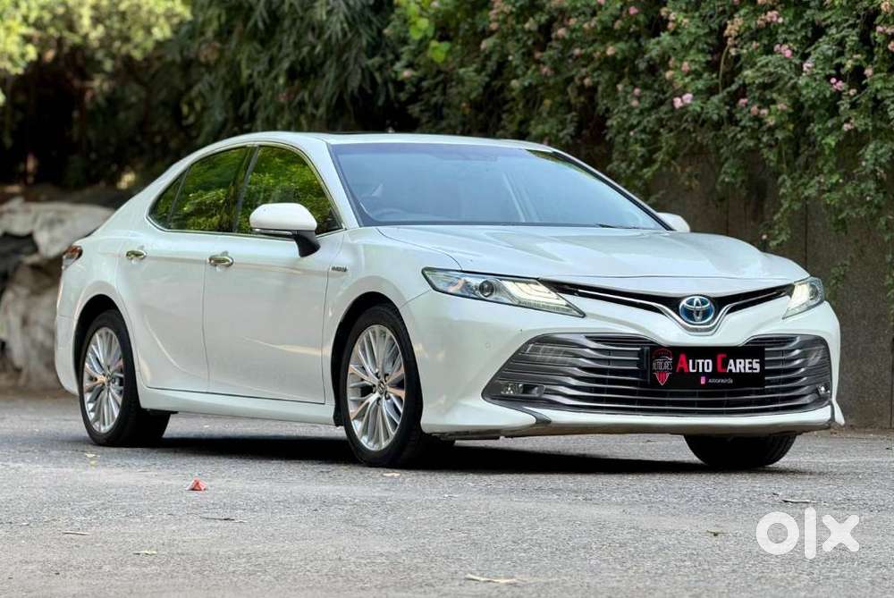 Toyota Camry Hybrid, 2019, Petrol