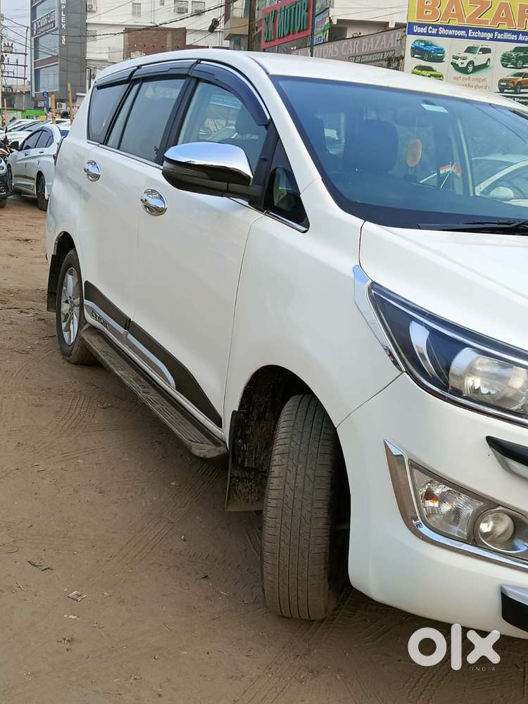 Toyota Innova Crysta 2.5z, 2017, Diesel