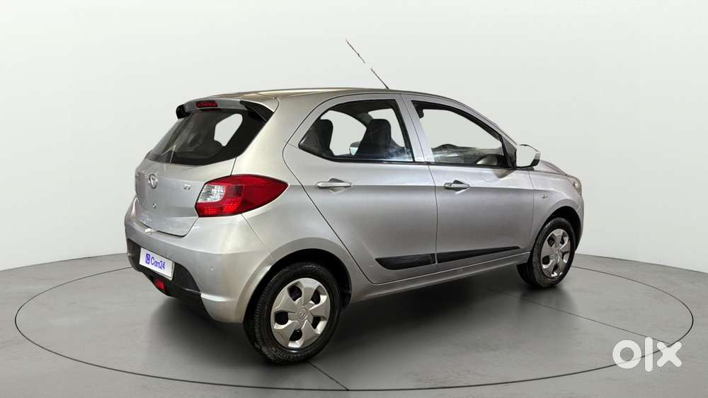 Tata Tiago 1.2 Revotron Xt, 2016, Petrol