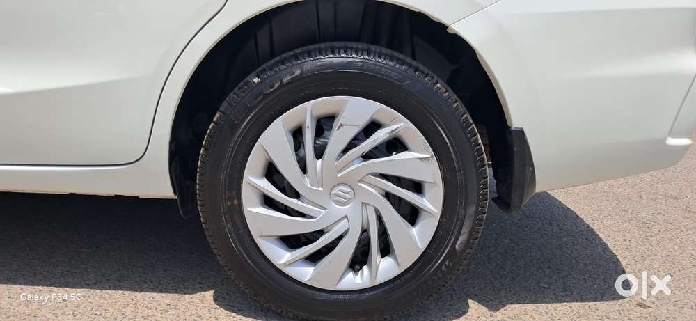 Maruti Suzuki Ertiga 1.5 Vxi, 2024, Petrol