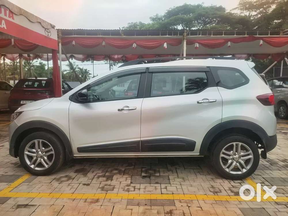 Renault Triber Rxz Easy-r Amt, 2023, Petrol