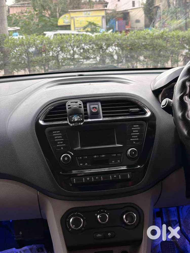 Tata Tiago 1.2 Revotron Xz, 2017, Petrol