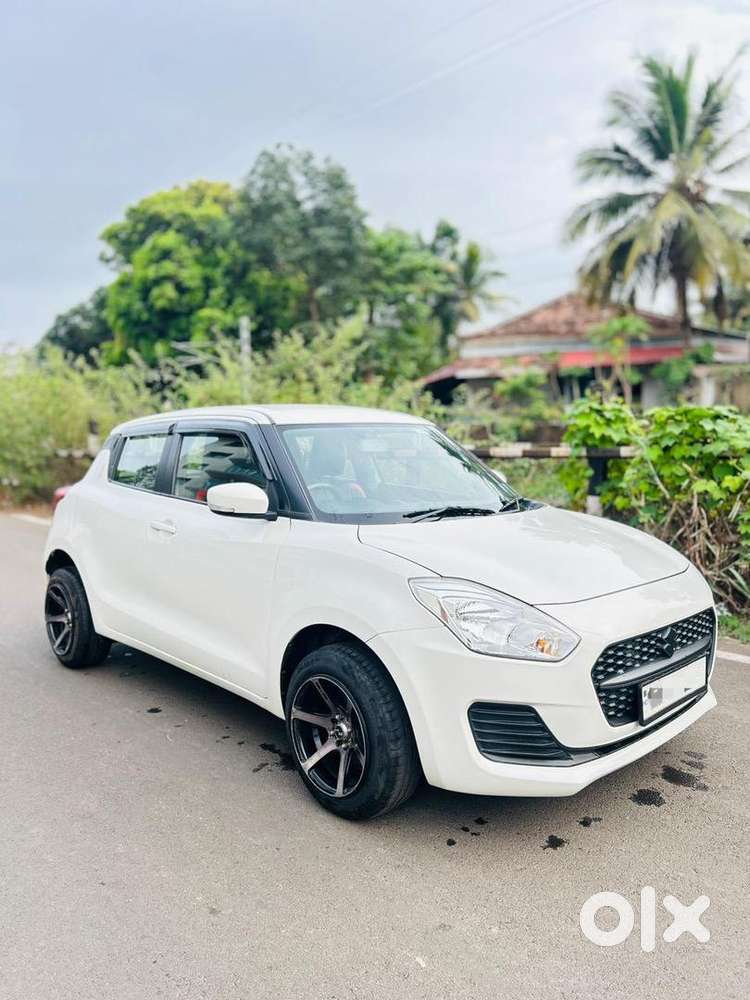 Maruti Suzuki Swift 2022 Petrol 30000 Km Driven