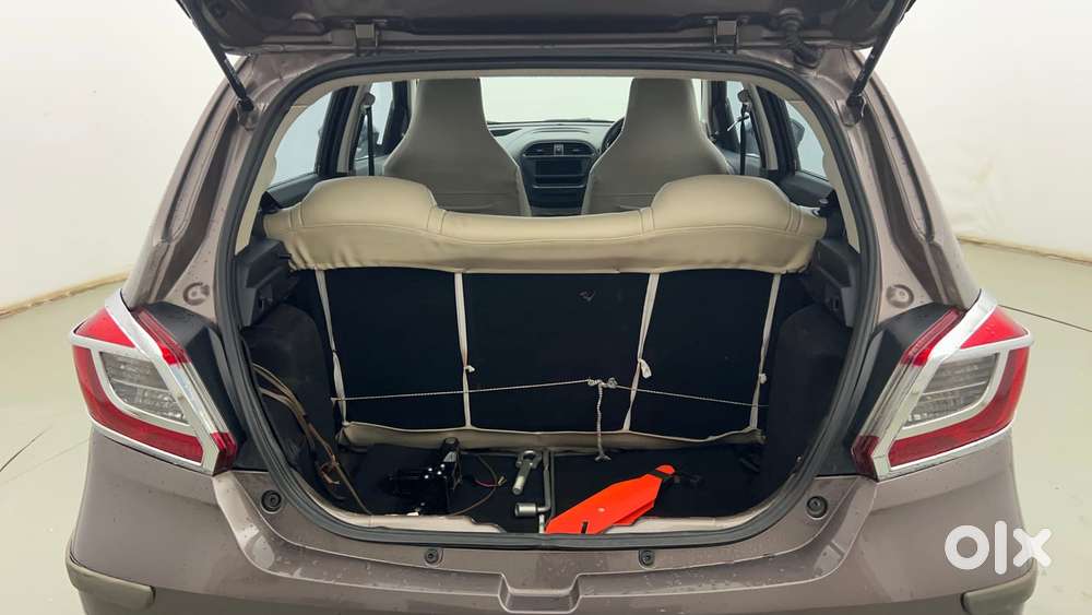 Tata Tiago Xe, 2019, Petrol
