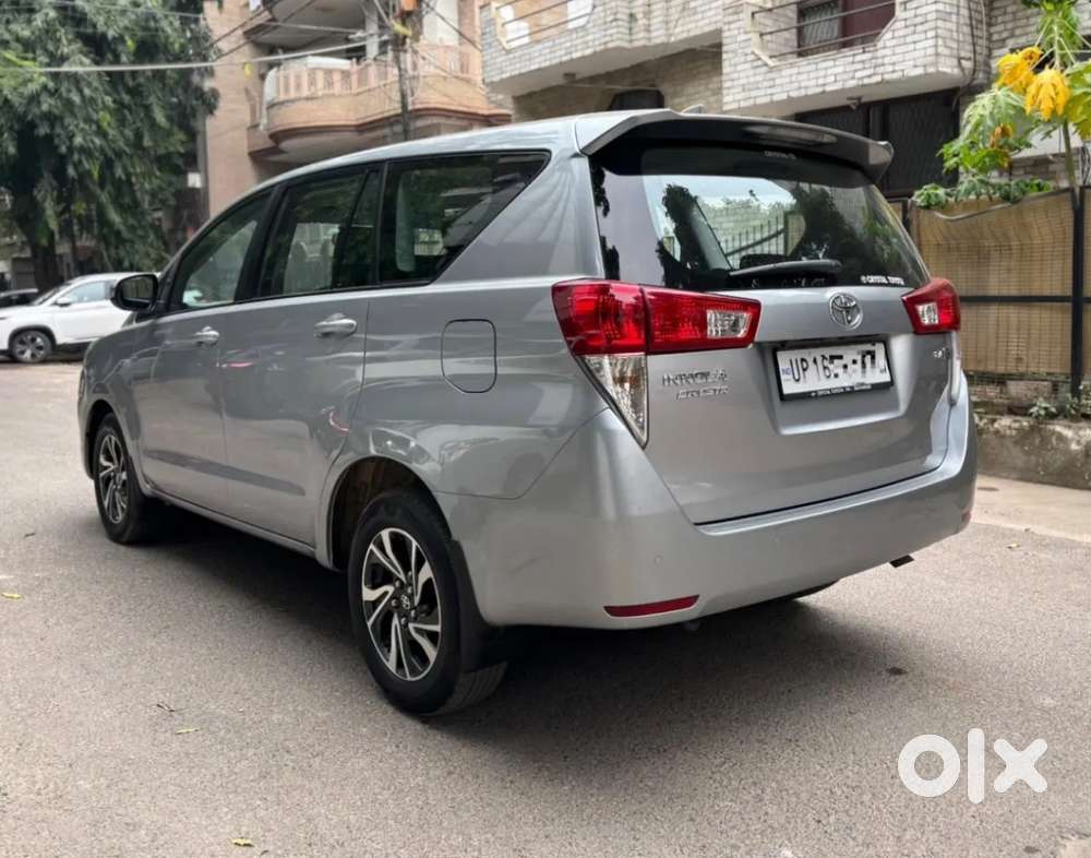 Toyota Innova Crysta [ ] 2.4 Gx At 7 Str, 2022, Diesel