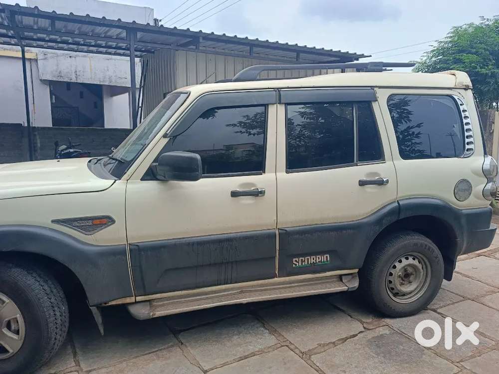 Mahindra Scorpio Getaway 2016 Diesel 100000 Km Driven