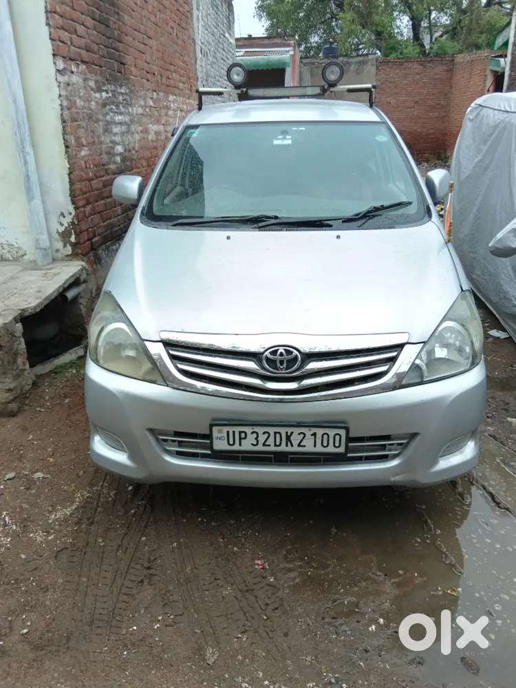 Toyota Innova 2010 Diesel Well Maintained