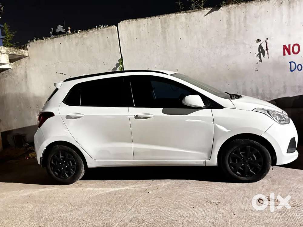 Hyundai Grand I10 Sportz 2016