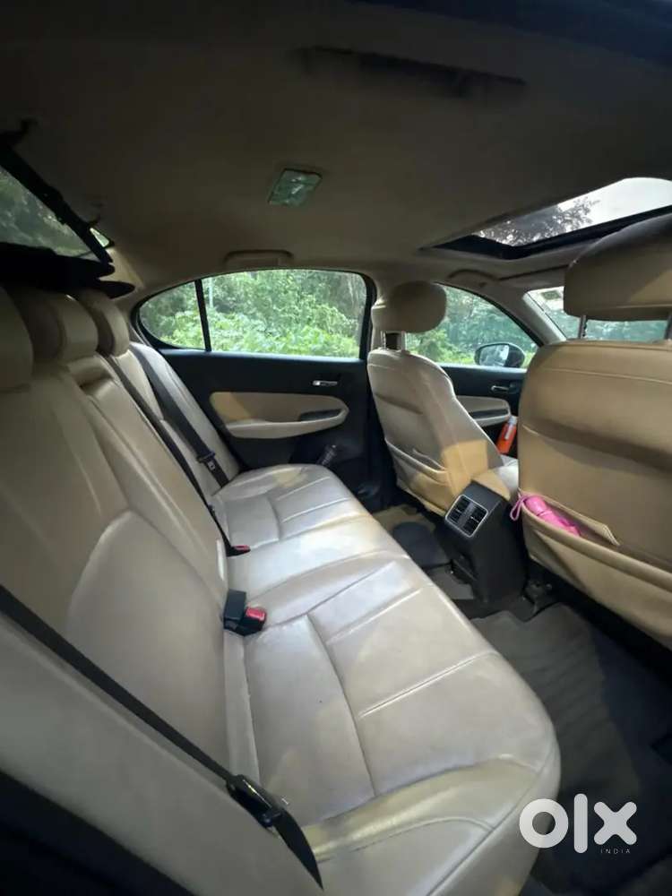 Honda City Zx 2022 Petrol 92300 Km Driven