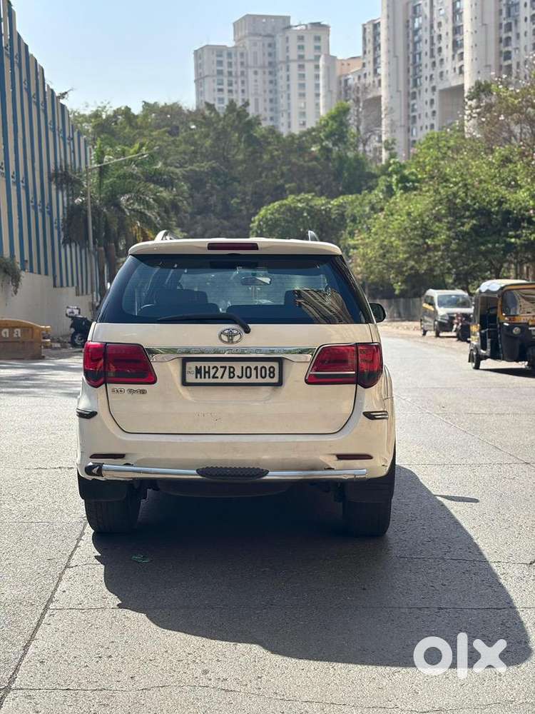 Toyota Fortuner 2015