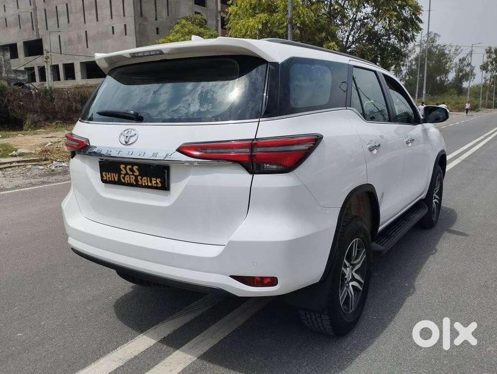 Toyota Fortuner 4x2 At 2.7 Petrol, 2026, Petrol