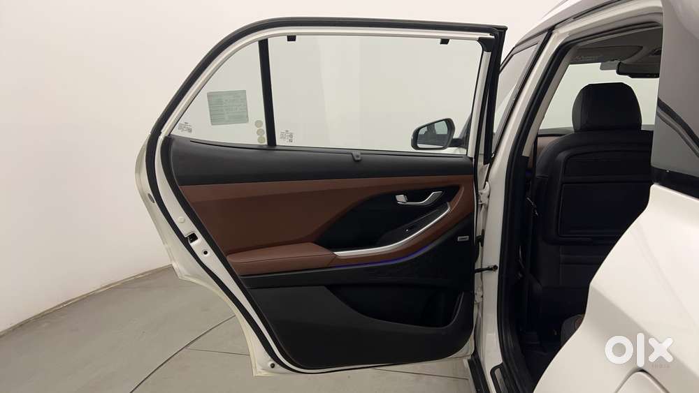 Hyundai Alcazar Platinum, 2022, Petrol