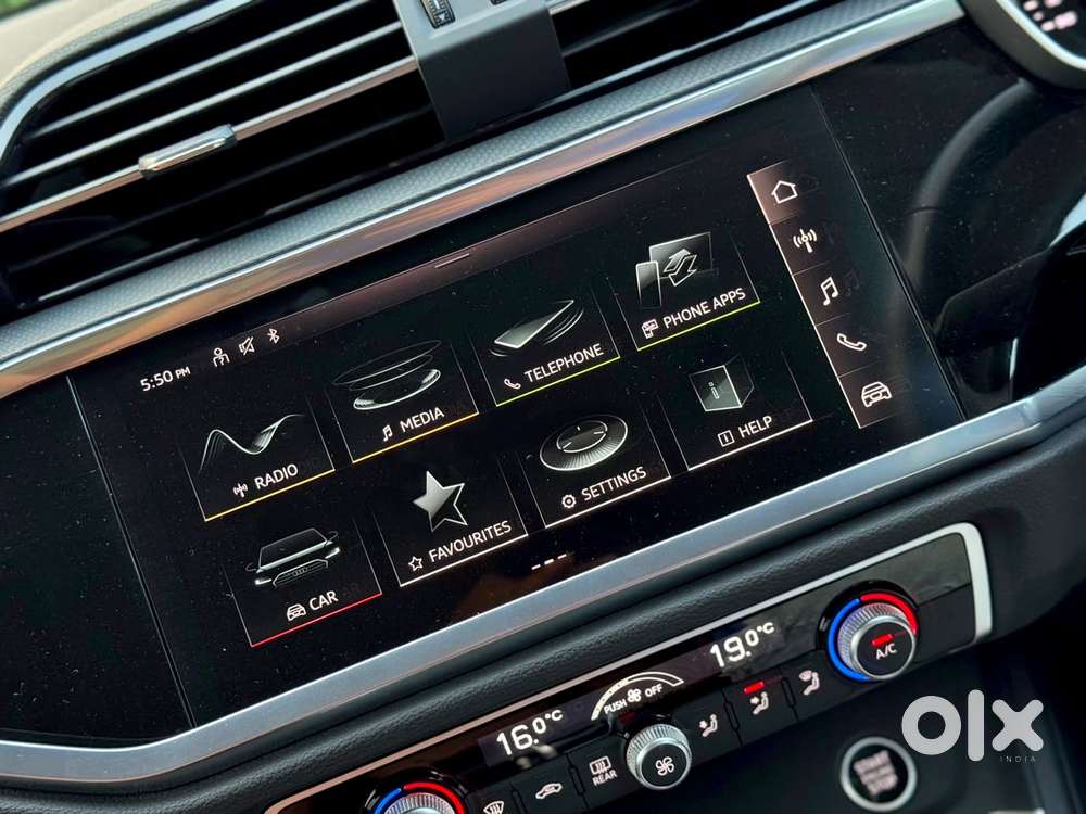 Audi Q3 40 Tfsi Premium Plus, 2024, Petrol