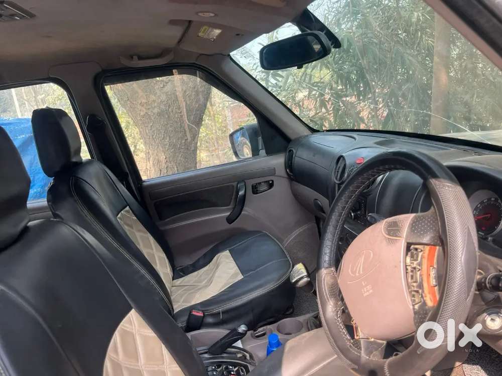 Mahindra Scorpio Classic 2013 Diesel 100000 Km Driven