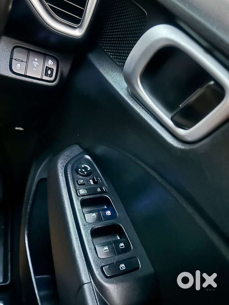 Hyundai Venue Sx Plus Turbo Dct, 2019, Petrol