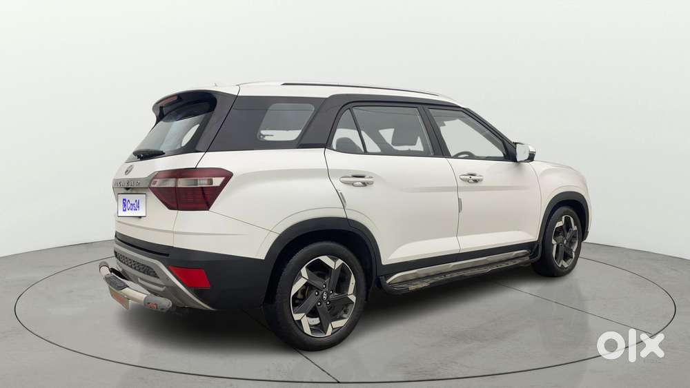 Hyundai Alcazar Platinum, 2022, Petrol