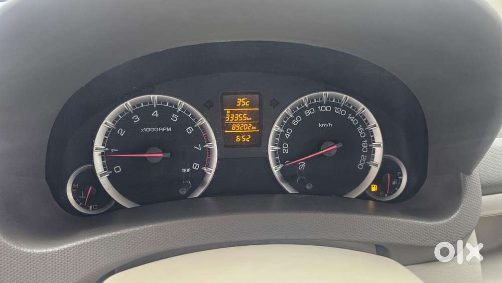 Maruti Suzuki Ertiga 2012-2015 Zxi, 2013, Petrol