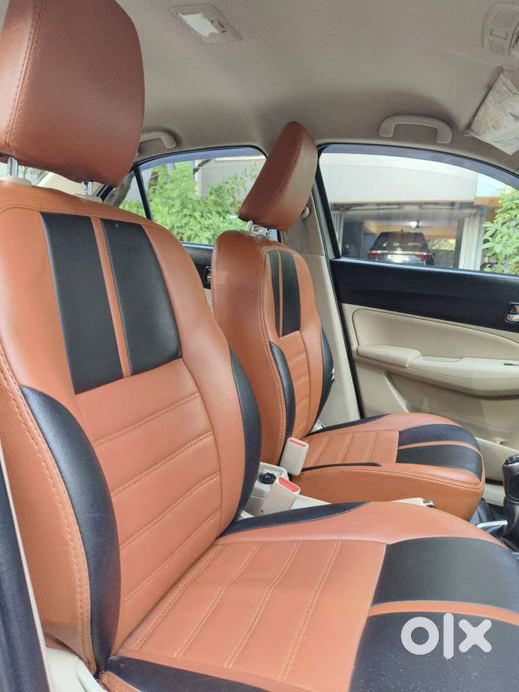 Maruti Suzuki Swift Dzire Vxi Optional, 2023, Petrol