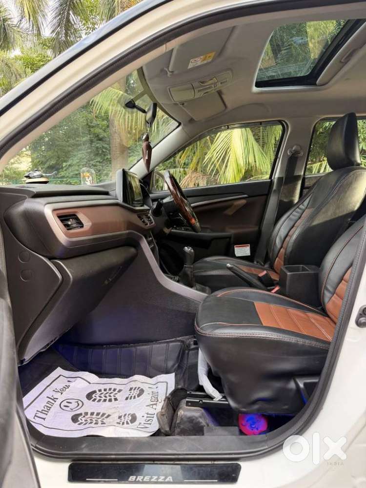 Maruti Suzuki Brezza 1.5 Zxi Cng, 2023, Cng & Hybrids