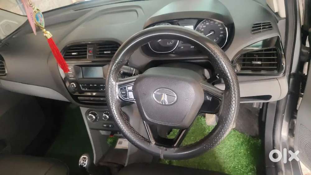 Tata Tigor Xt Petrol 2018