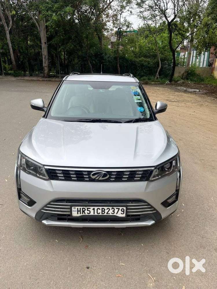 Mahindra Xuv300 W8 Option Dual Tone, 2020, Petrol