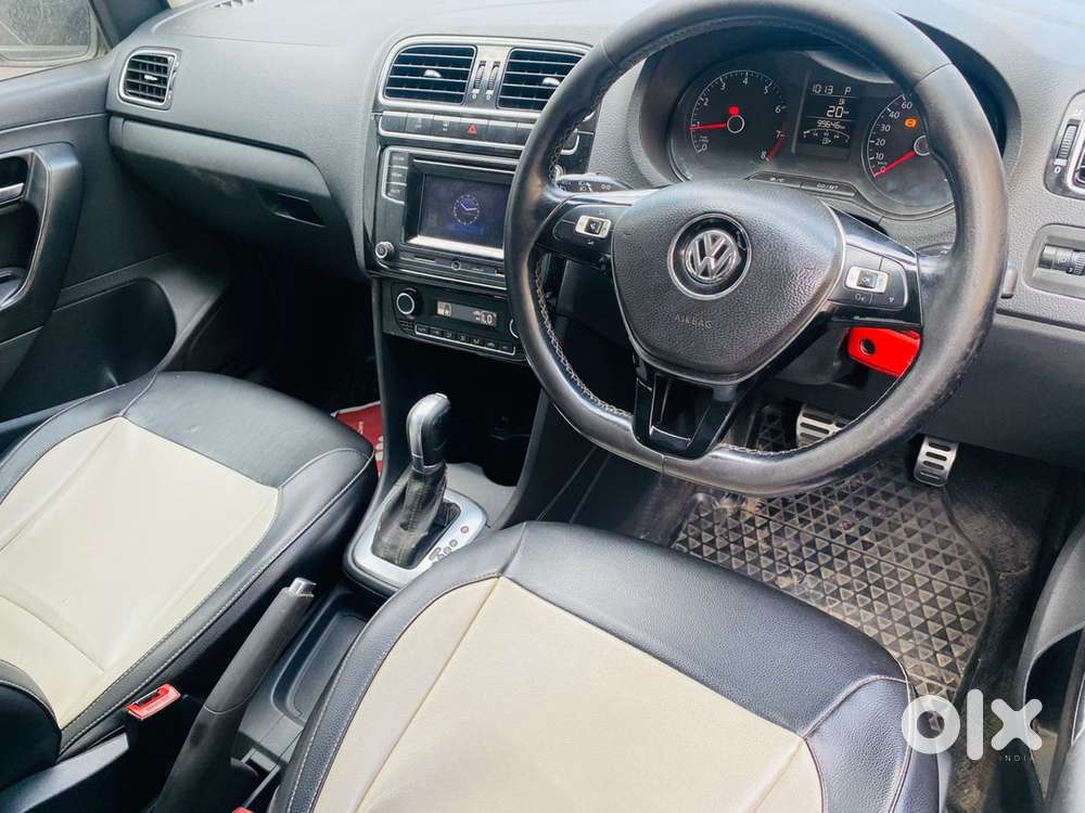 Volkswagen Polo 2016 Year