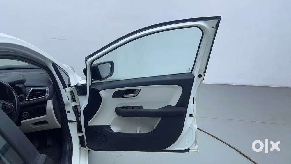 Tata Altroz 1.5 Xz Plus Diesel, 2022, Diesel