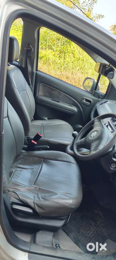 Maruti Suzuki Ritz Vxi, 2012, Petrol