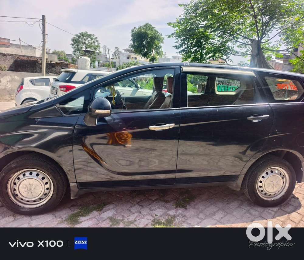 Mahindra Marazzo 2019 Diesel 170000 Km Driven