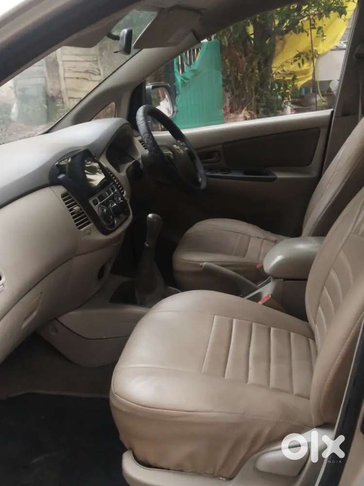 Toyota Innova 2012 Diesel Well Maintained Family Driven Car