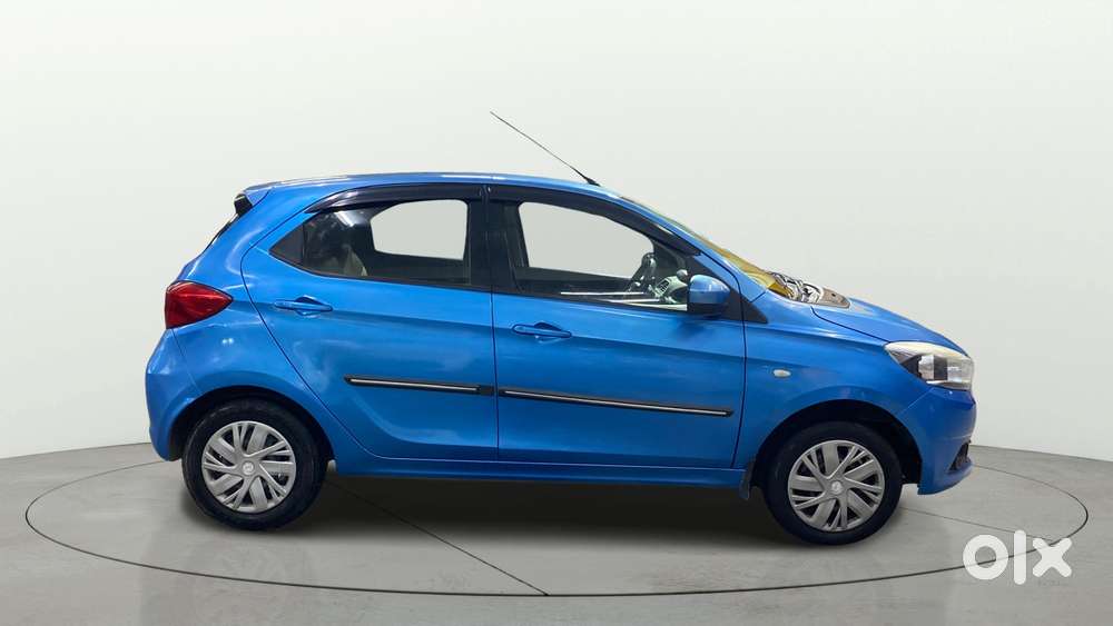 Tata Tiago 1.2 Revotron Xt, 2016, Petrol