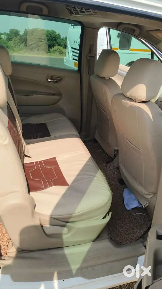2017 Maruti Suzuki Ertiga Anniversary