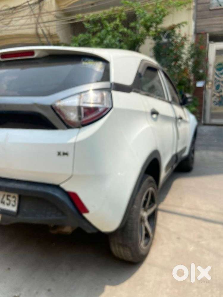 Tata Nexon 1.2 Revotron Xm, 2020, Petrol