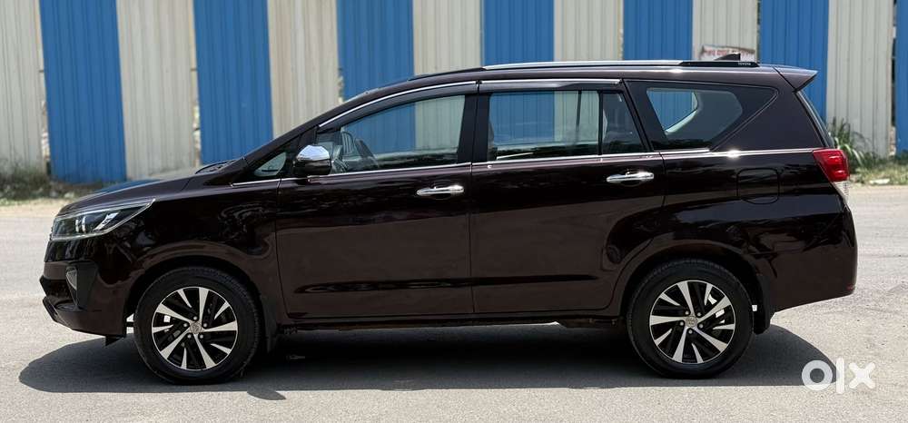 Toyota Innova Crysta 2.4 Z 7 Str, 2022, Diesel