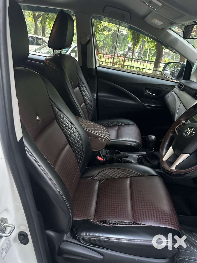 Toyota Innova Crysta 2.7 Gx Limited Edition 8 Str, 2025, Diesel