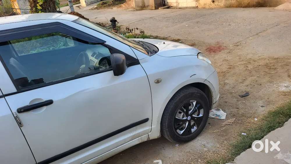 Maruti Suzuki Swift Dzire 2010 Petrol 30000 Km Driven Passing 2030