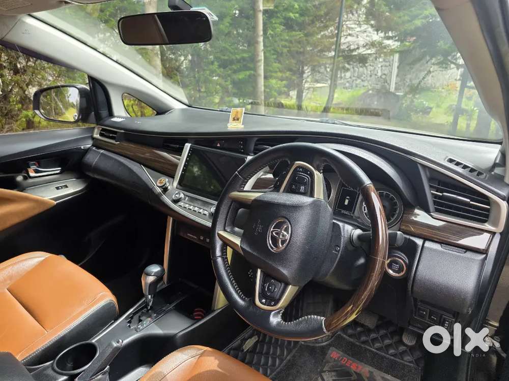 Toyota Innova Crysta 2016 Diesel Automatic. Pristine Condition