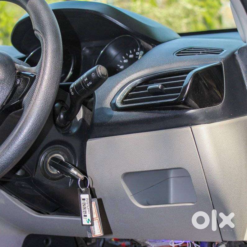 Tata Tiago 1.05 Revotorq Xz Plus Dualtone, 2018, Petrol