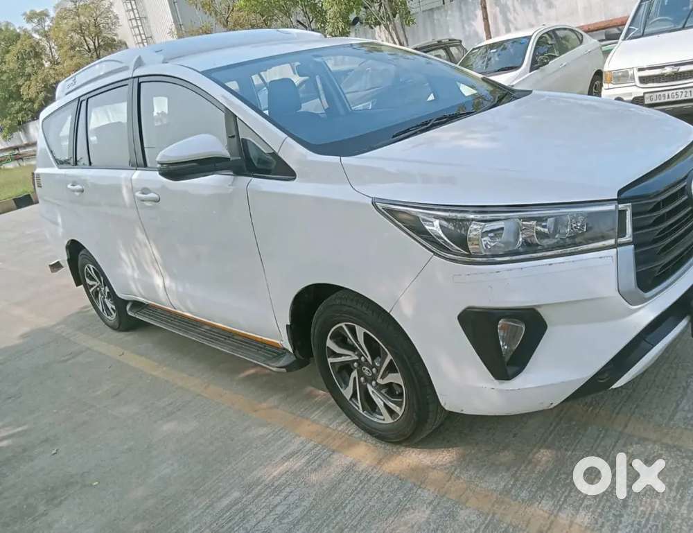 Toyota Innova Crysta G 8 2022 Manual