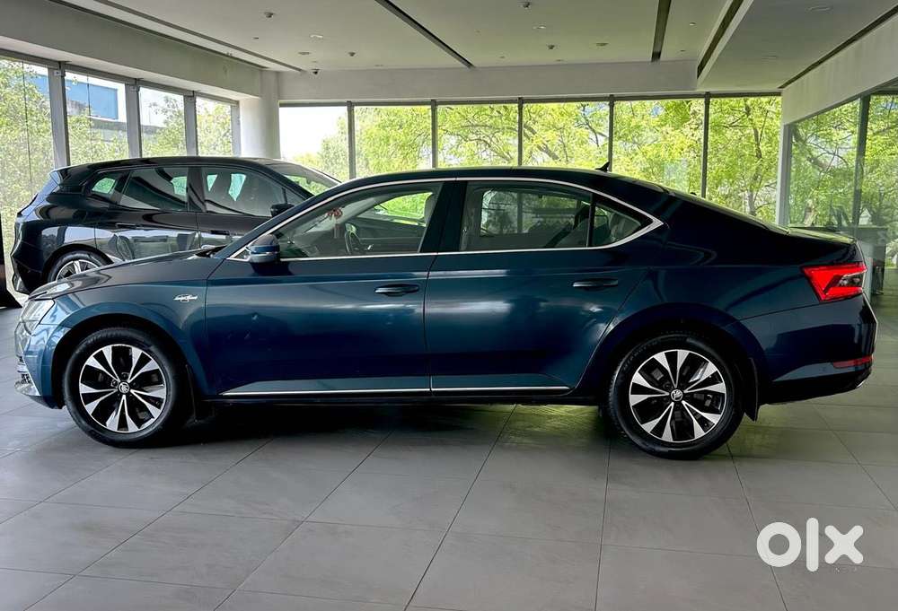 Skoda Superb 2.0 L&k Tsi At, 2022, Petrol