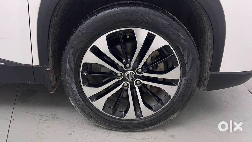 Mg Hector Plus 1.5 Sharp Turbo Cvt 6 Str, 2021, Petrol