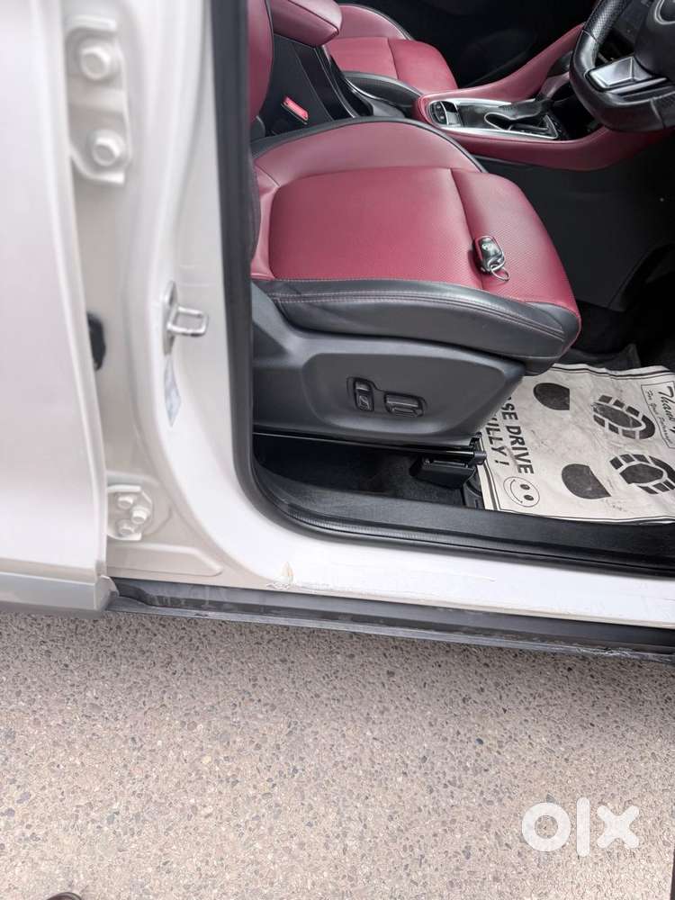 Mg Astor 1.5 Savvy Cvt S Red, 2022, Petrol