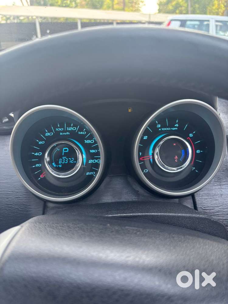 Mahindra Xuv500 W10 At, 2017, Cng & Hybrids