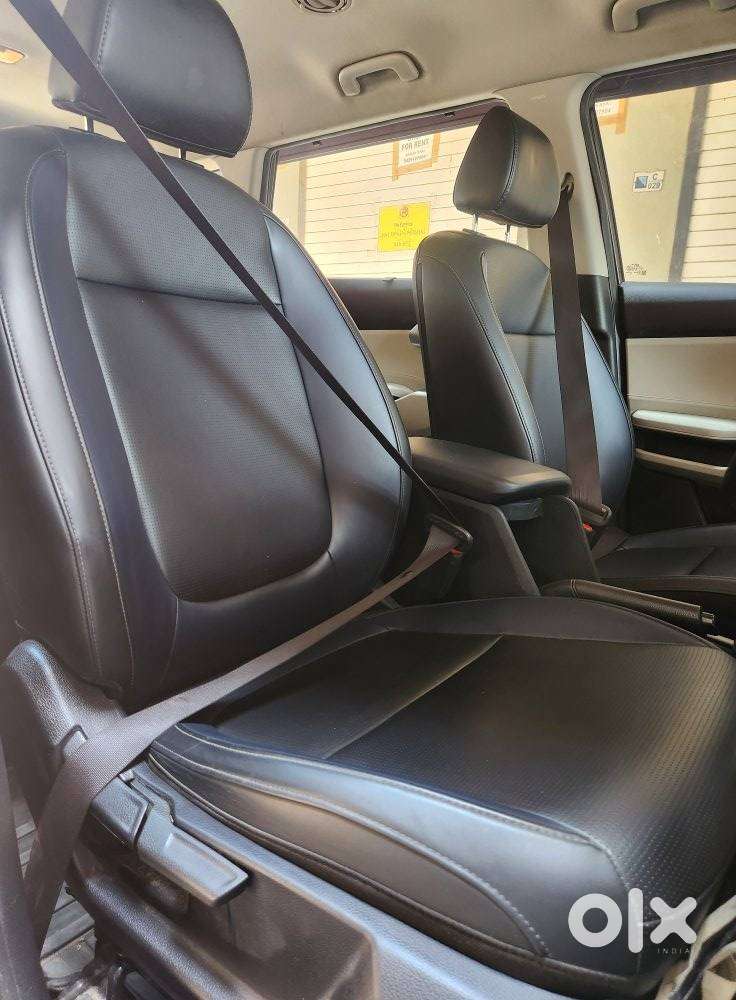 Kia Carens G 1.5 6mt Premium (o) 7-seater, 2024, Diesel