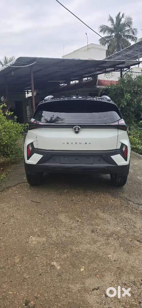 Tata Nexon Ev Max 2025