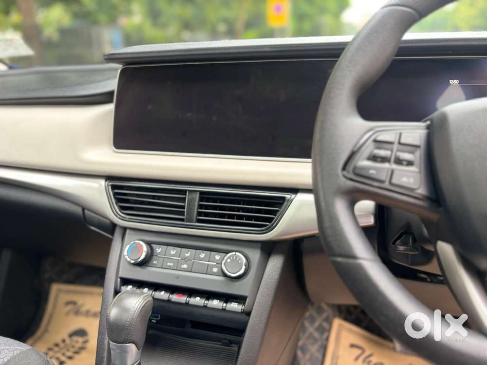 Mahindra Xuv700 2.2 Ax 5 Diesel Mt Str, 2023, Diesel