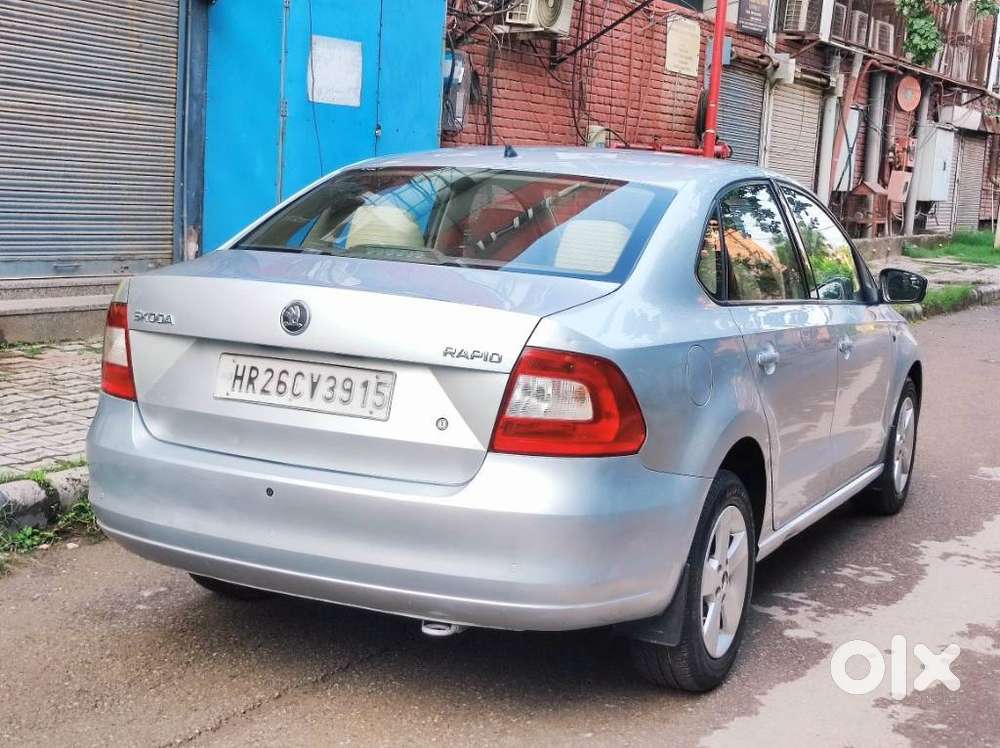 Skoda Rapid Elegance Mpi, 2015, Petrol